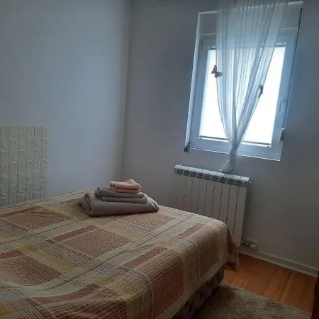 Sara Apartman Belgrade Exterior photo